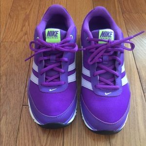 Nike Women Training Shoes Size 8 NEW